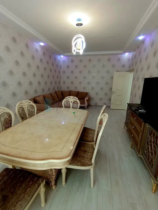 Satılır 4 otaqlı həyət evi 140 m²