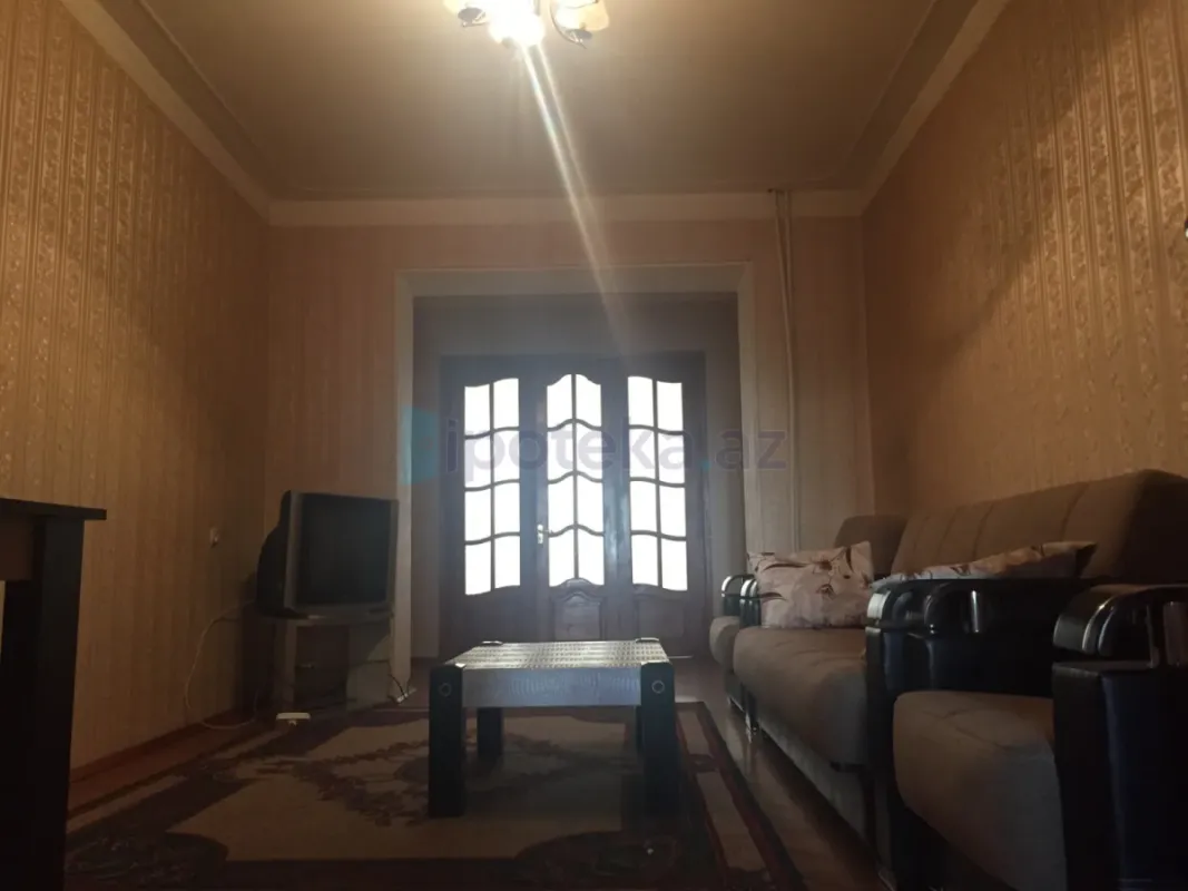 Satılır 4 otaqlı yeni tikili 100 m²