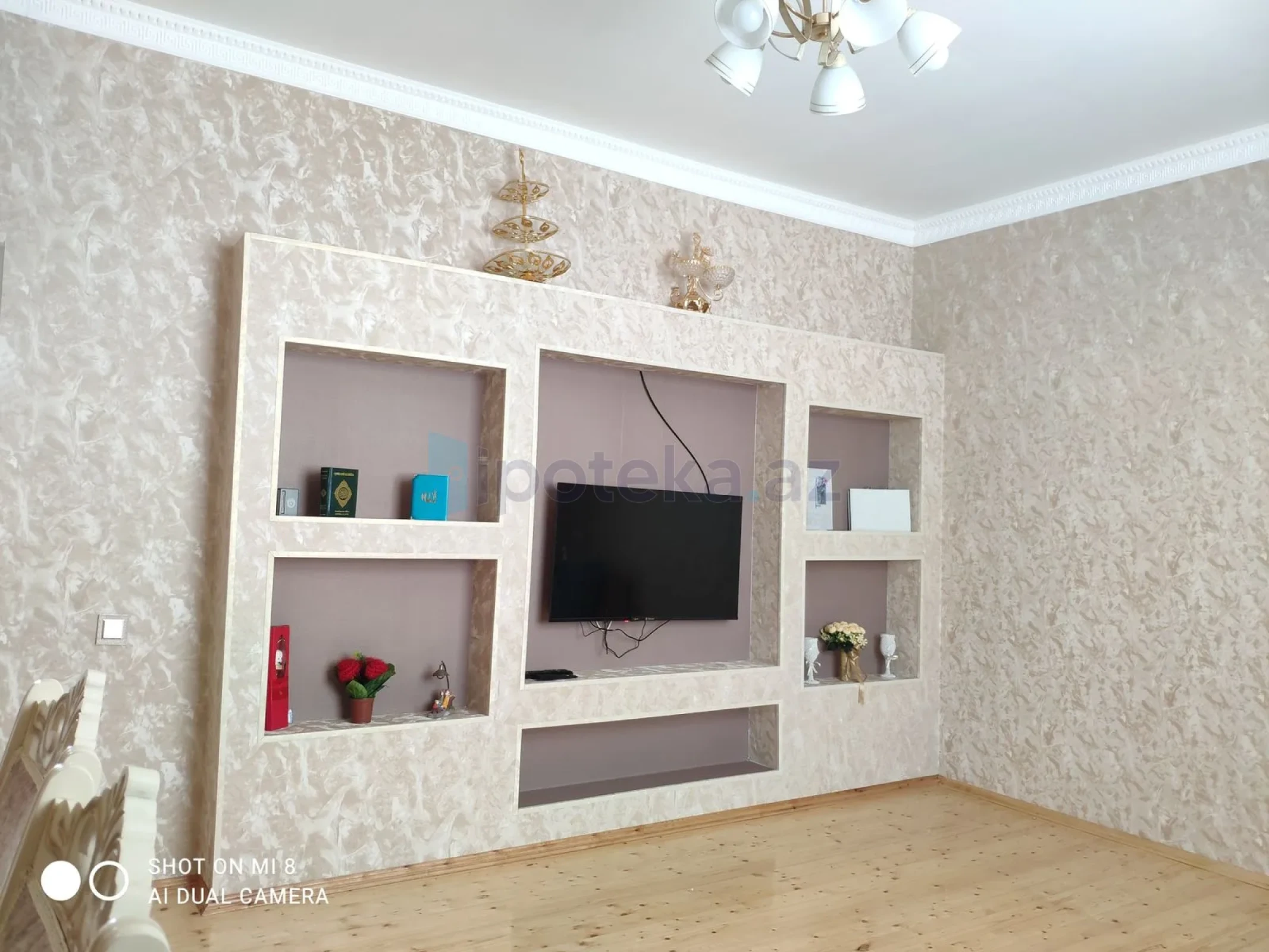 Satılır 7 otaqlı həyət evi 200 m²