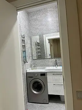 Satılır 2 otaqlı yeni tikili 72 m²