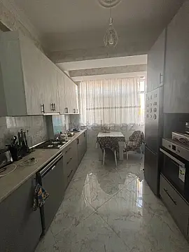 Satılır 2 otaqlı yeni tikili 79 m²