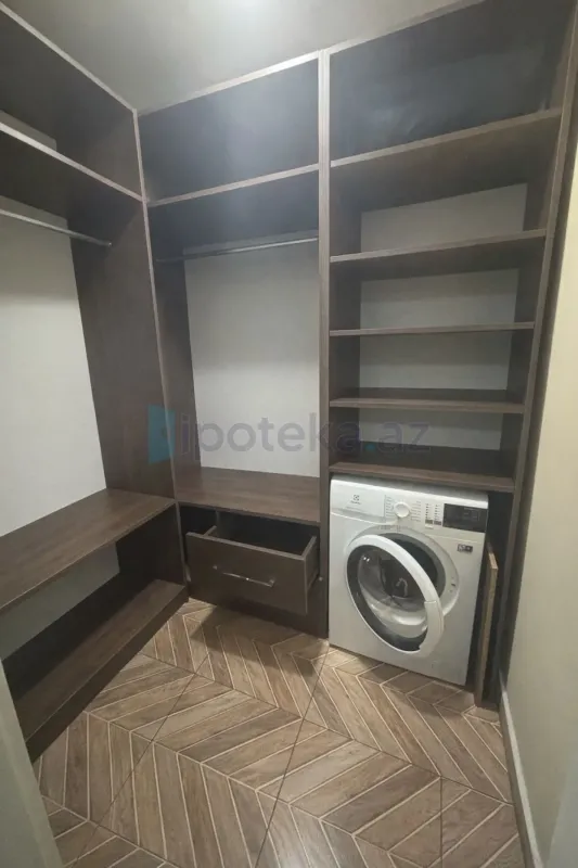 Satılır 2 otaqlı yeni tikili 79 m²