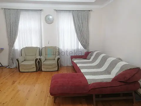 Satılır 3 otaqlı mənzil 170 m²