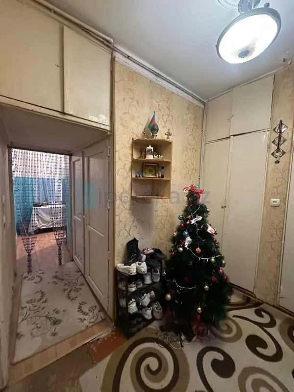 Satılır 2 otaqlı köhnə tikili 60 m²
