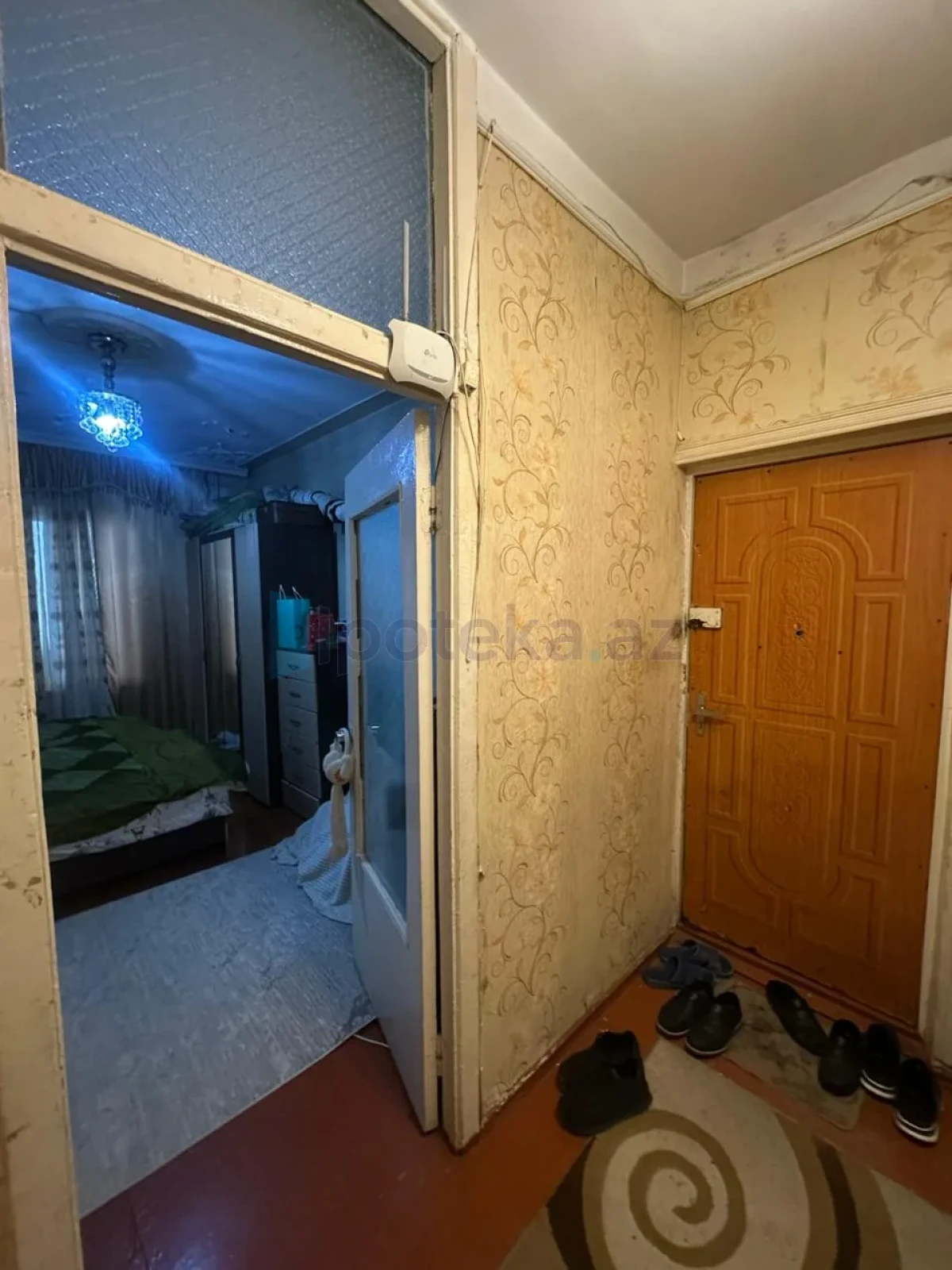 Satılır 2 otaqlı köhnə tikili 60 m²