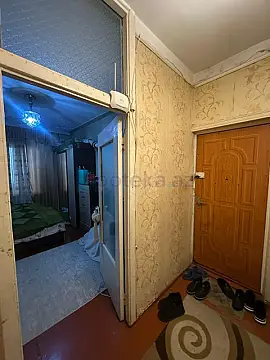 Satılır 2 otaqlı köhnə tikili 60 m²