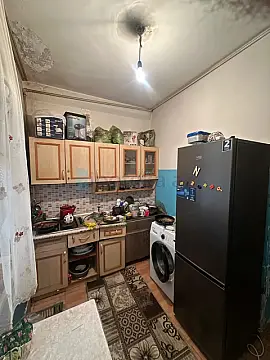 Satılır 2 otaqlı köhnə tikili 60 m²