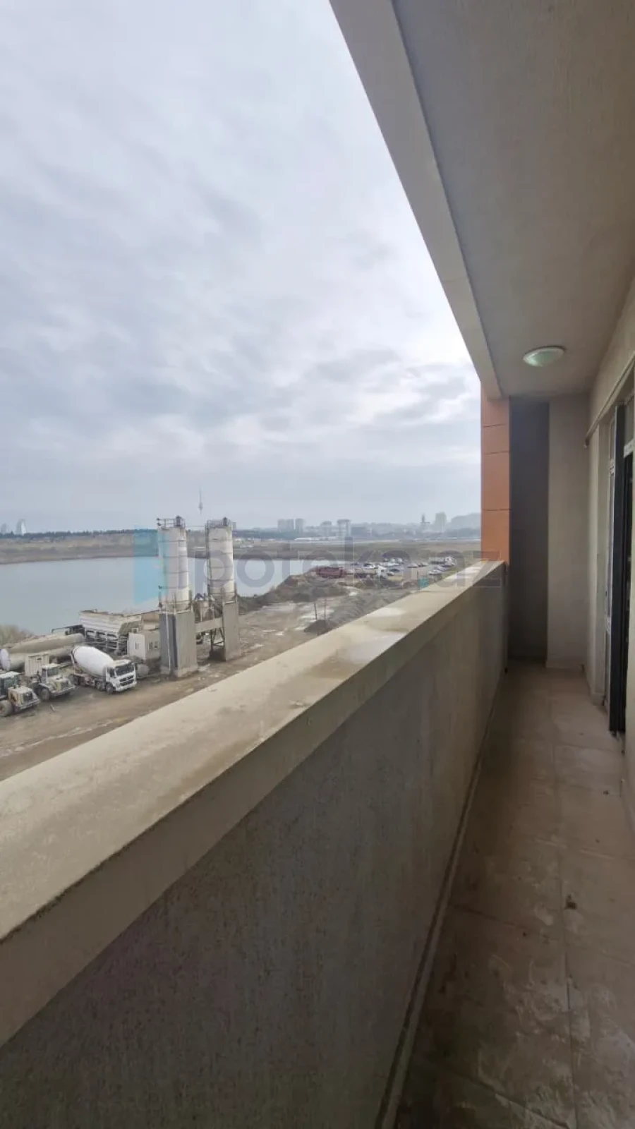 Satılır 3 otaqlı yeni tikili 71 m²