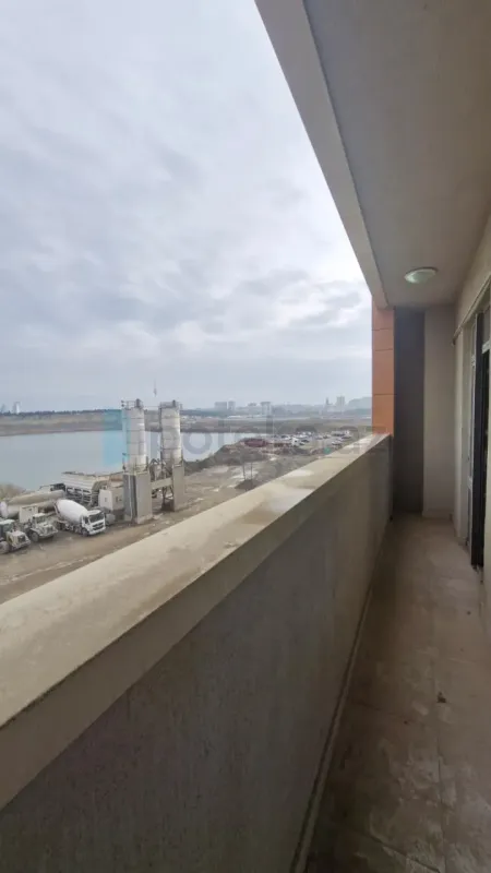 Satılır 3 otaqlı yeni tikili 71 m²