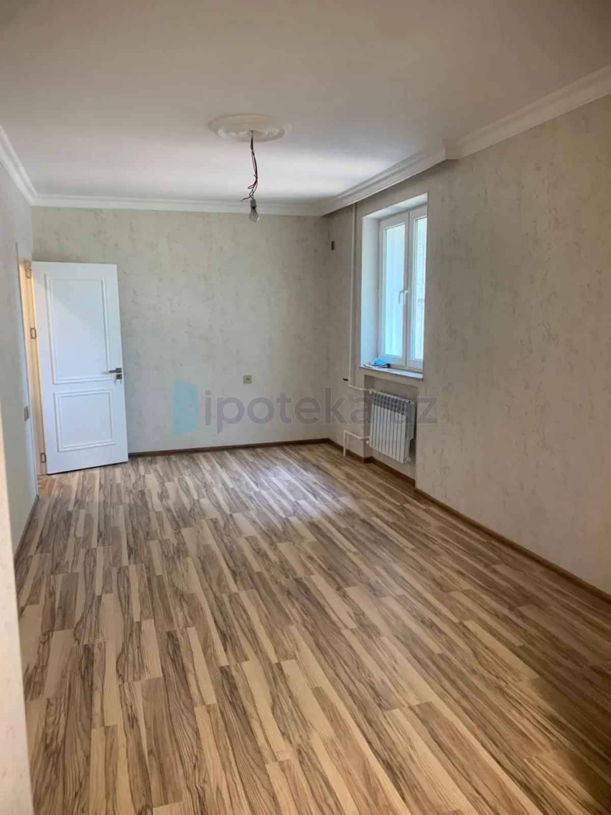 Satılır 2 otaqlı köhnə tikili 37 m²
