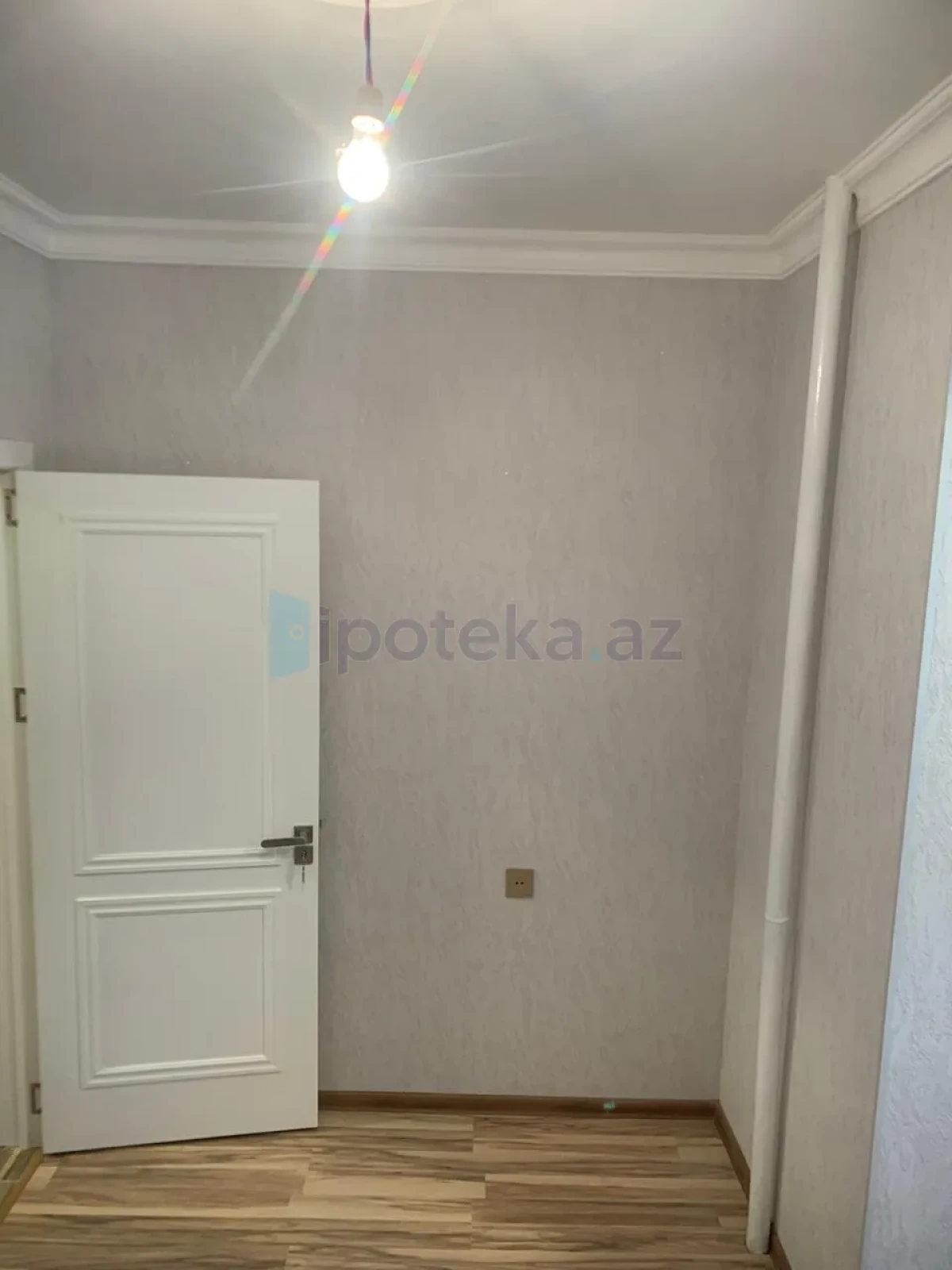 Satılır 2 otaqlı köhnə tikili 37 m²