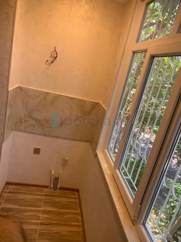 Satılır 2 otaqlı köhnə tikili 37 m²