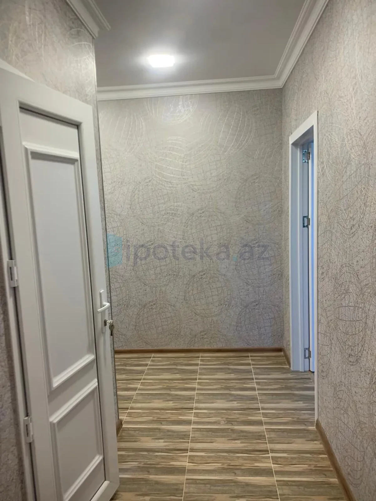 Satılır 2 otaqlı köhnə tikili 37 m²