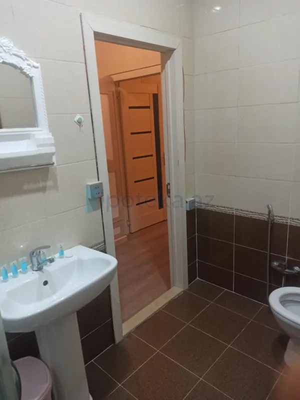 Satılır 1 otaqlı yeni tikili 35 m²