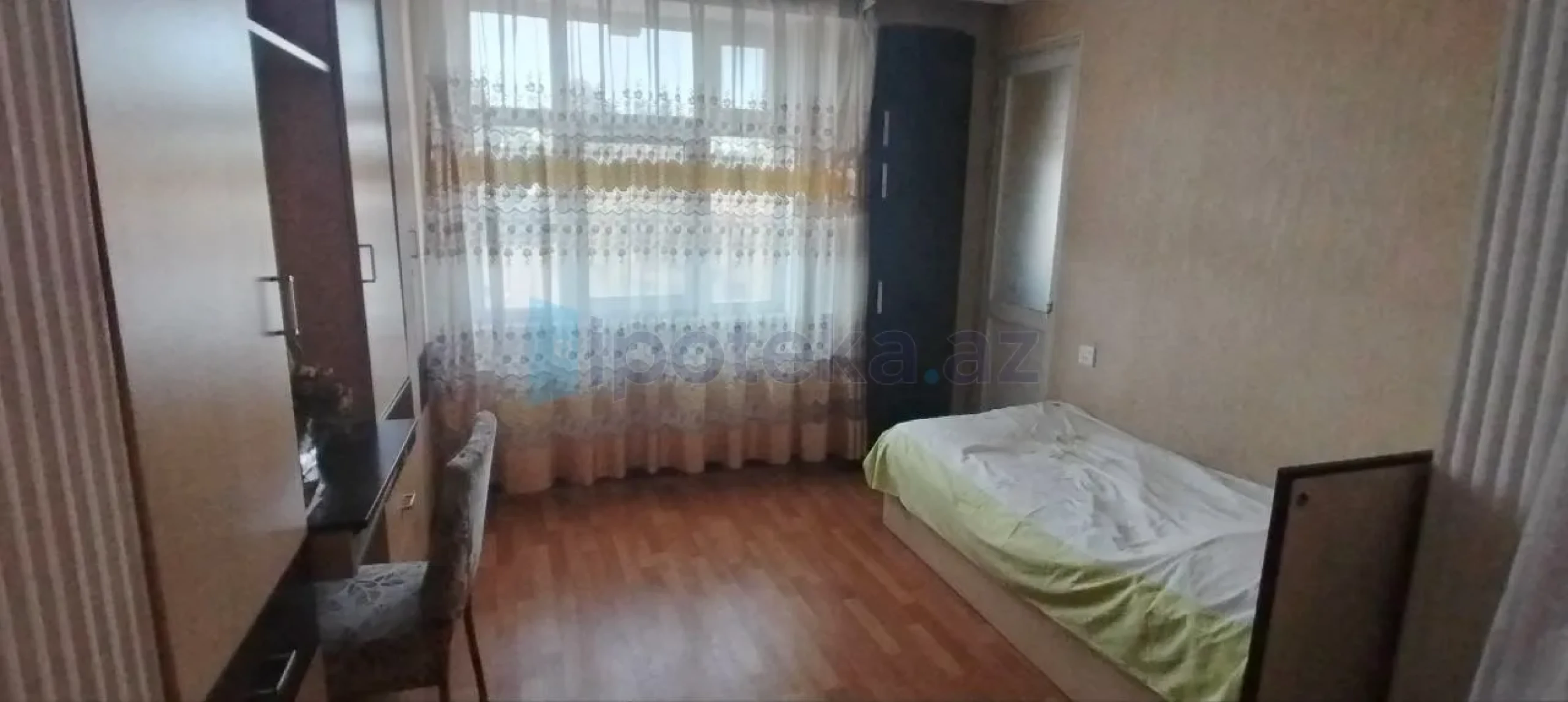 Satılır 3 otaqlı köhnə tikili 70 m²
