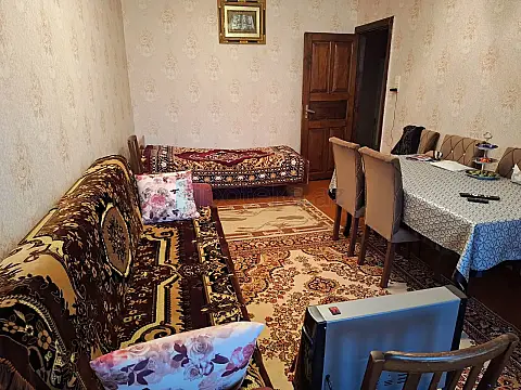 Satılır 2 otaqlı köhnə tikili 70 m² — Bakı, Nərimanov 2 otaq 70.00 m²