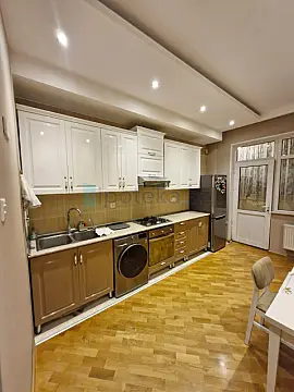 Satılır 2 otaqlı yeni tikili 92 m²