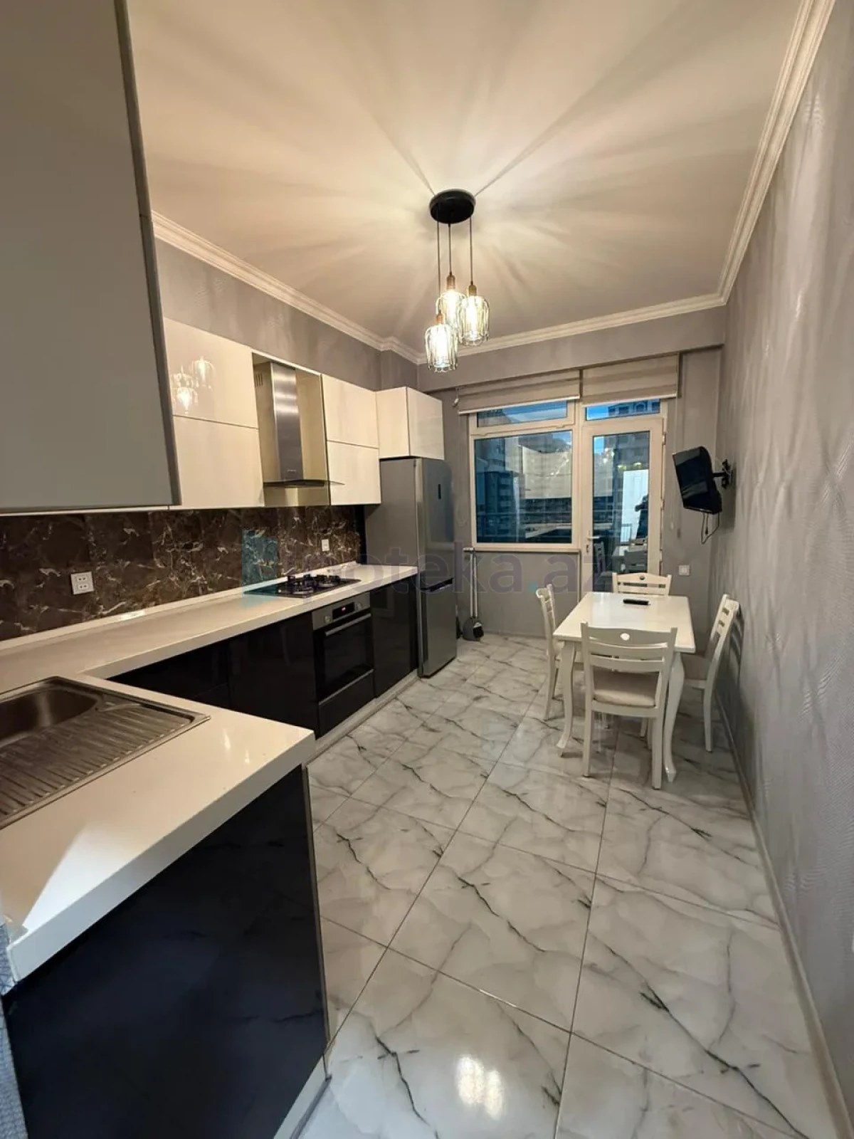 Satılır 3 otaqlı yeni tikili 120 m²