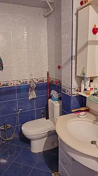 Satılır 3 otaqlı köhnə tikili 90 m²