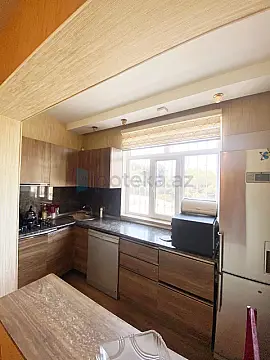 Satılır 3 otaqlı köhnə tikili 70 m²