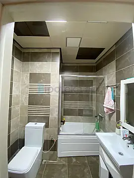 Satılır 3 otaqlı köhnə tikili 70 m²