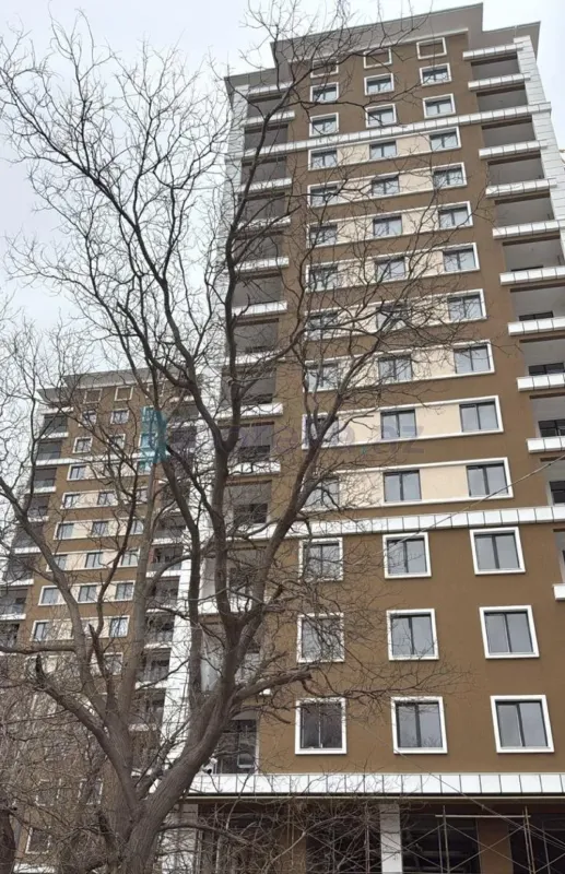 Satılır 3 otaqlı yeni tikili 105 m²