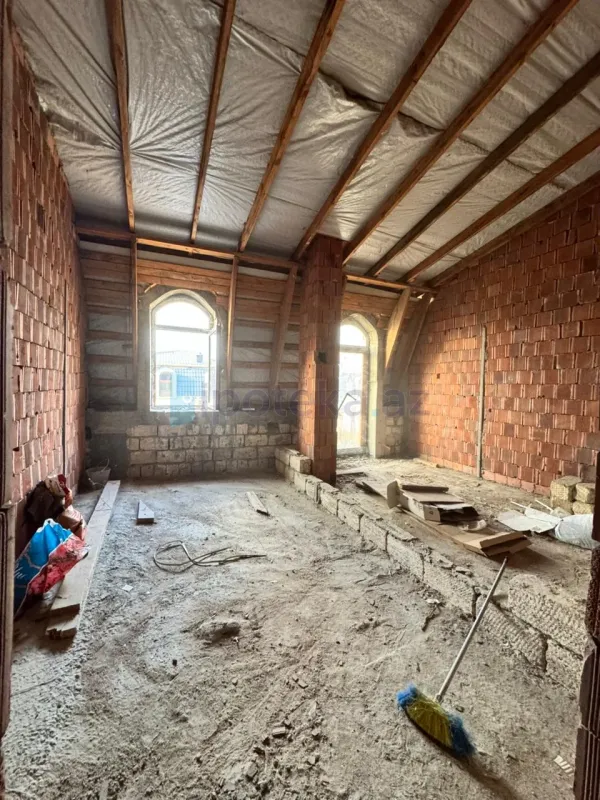 Satılır 3 otaqlı yeni tikili 88 m²