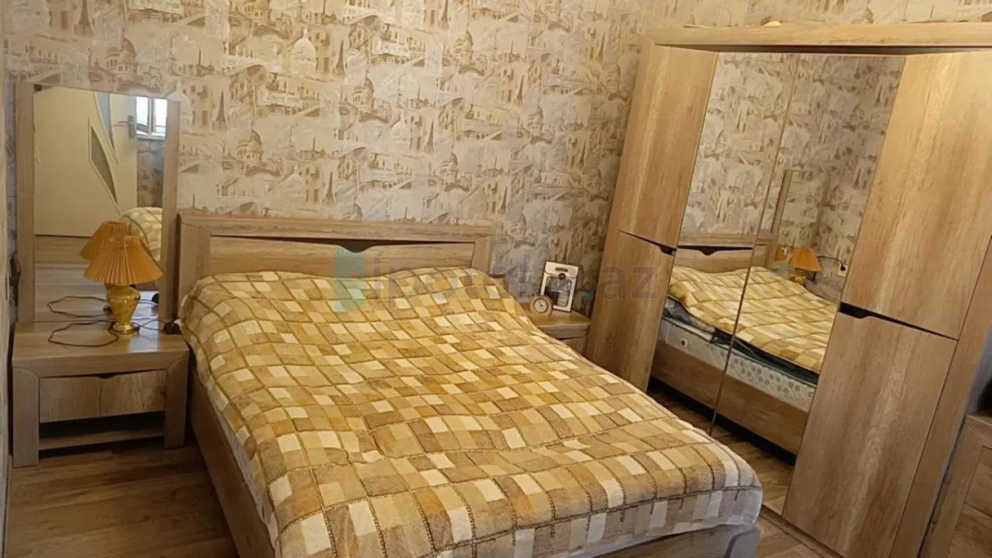 Satılır 3 otaqlı yeni tikili 100 m²