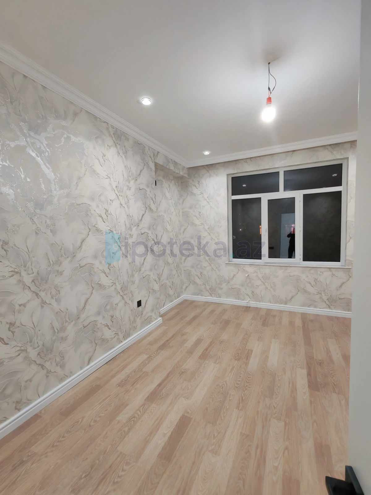 Satılır 2 otaqlı yeni tikili 78 m²