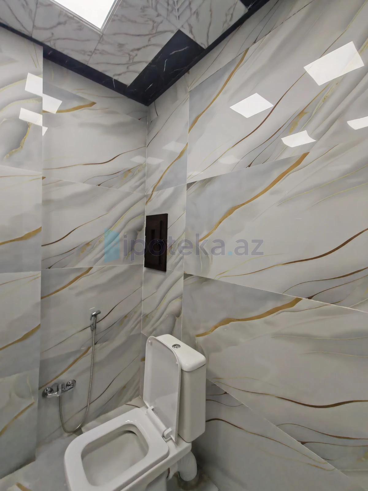 Satılır 2 otaqlı yeni tikili 78 m²