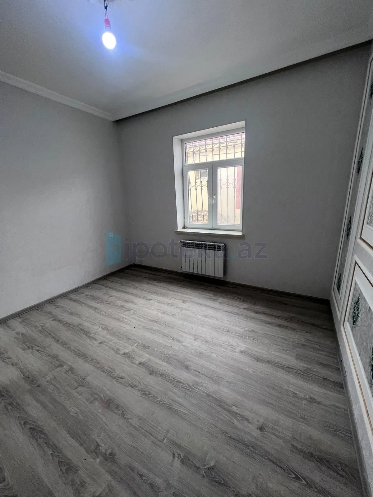 Satılır 3 otaqlı köhnə tikili 112 m²