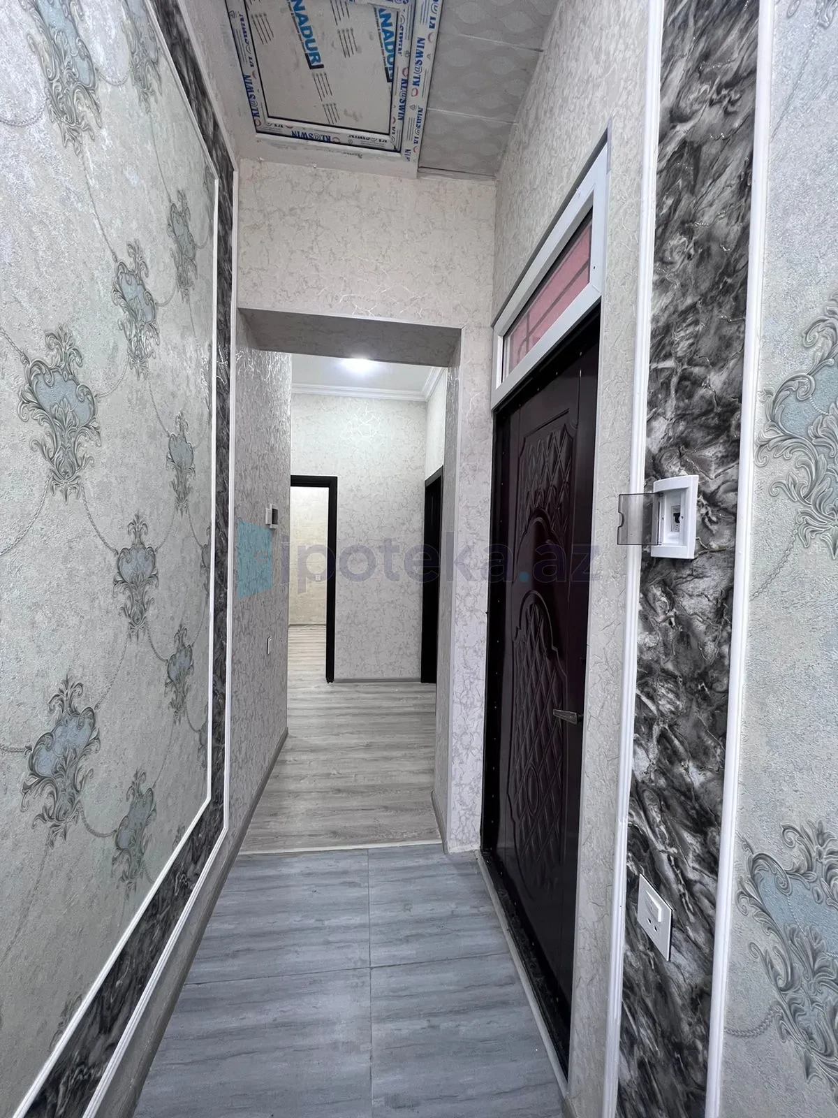 Satılır 3 otaqlı köhnə tikili 112 m²