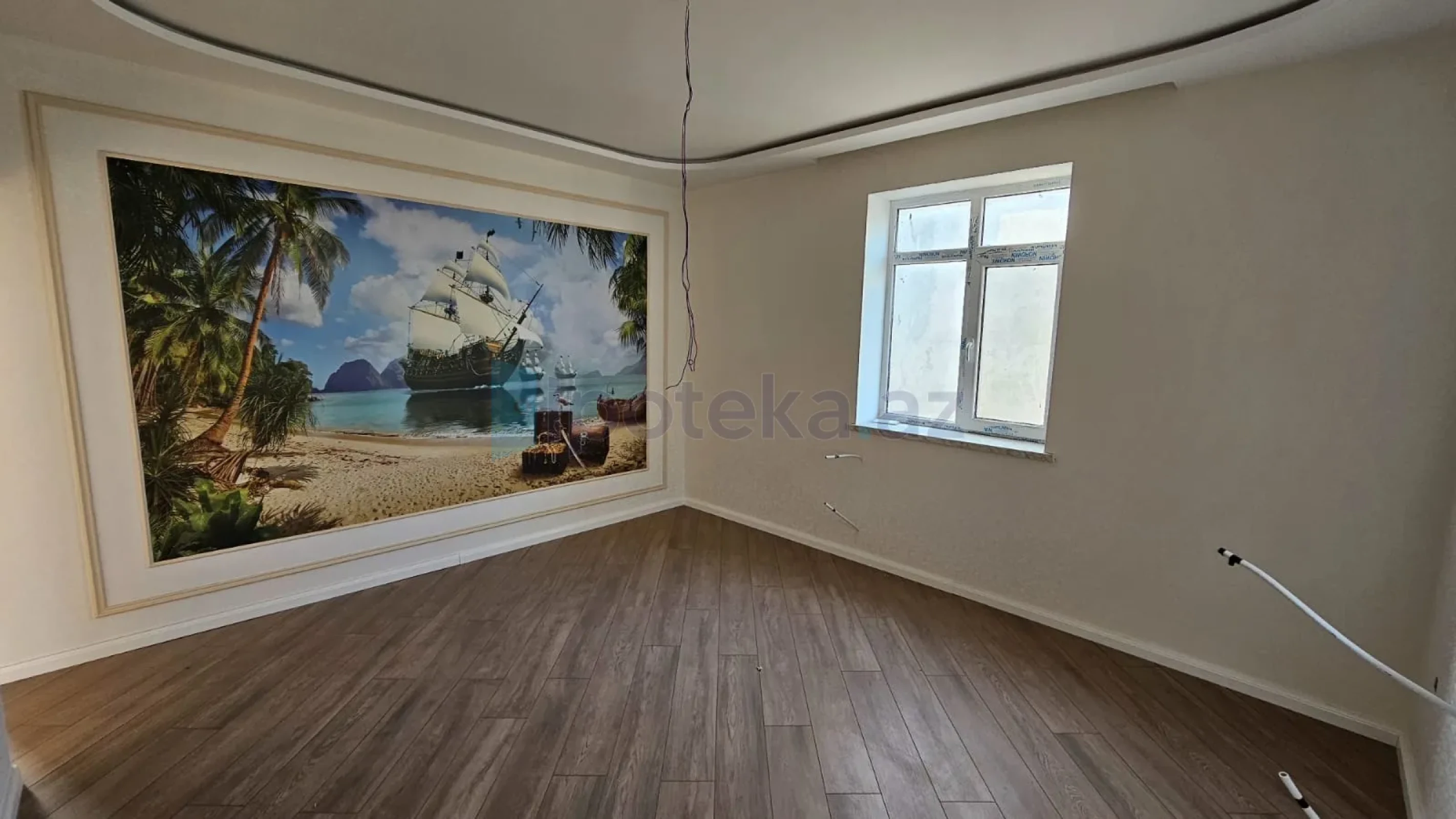 Satılır 5 otaqlı həyət evi 200 m²