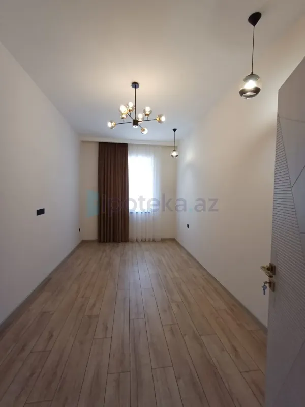 Satılır 4 otaqlı həyət evi 200 m²