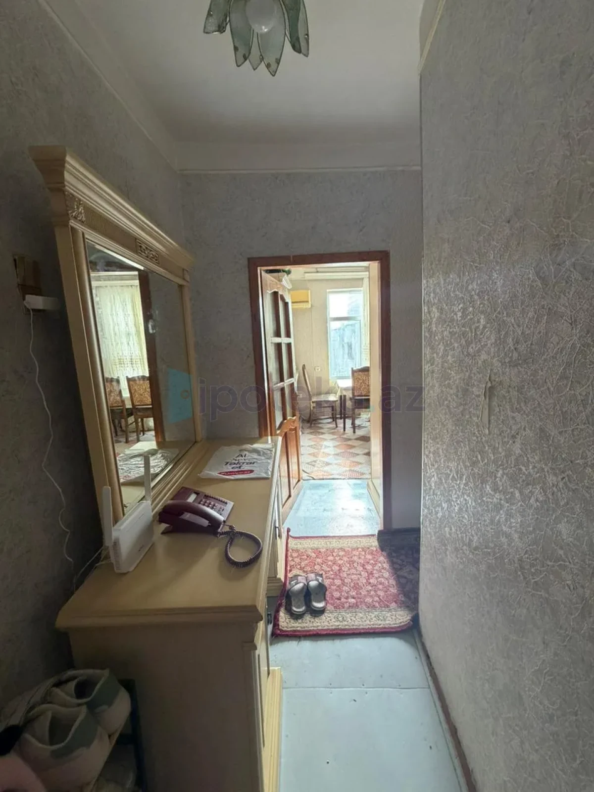 Satılır 2 otaqlı köhnə tikili 35 m²