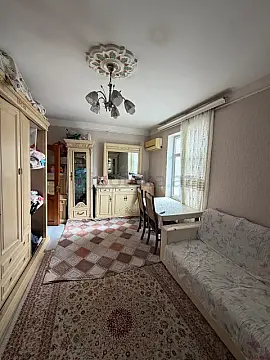 Satılır 2 otaqlı köhnə tikili 35 m²