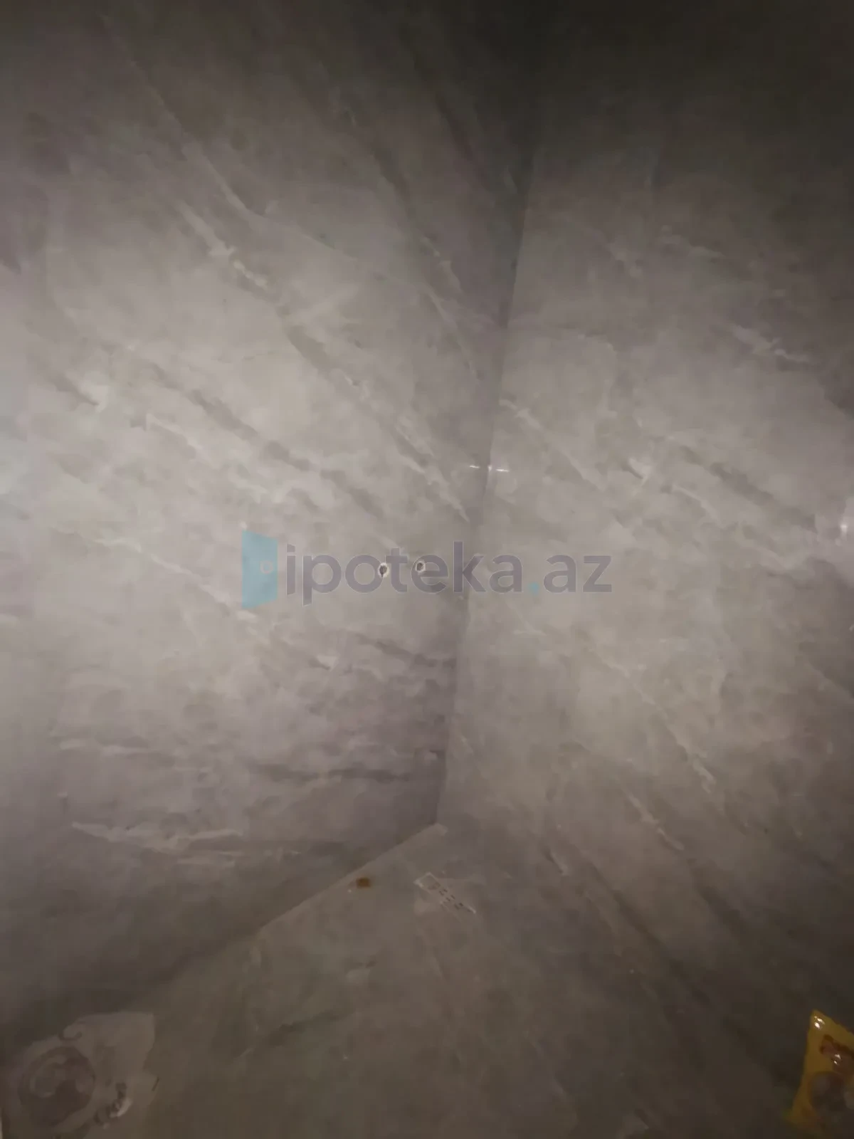 Satılır 2 otaqlı yeni tikili 70 m²