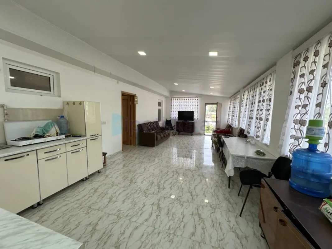 Satılır 5 otaqlı həyət evi 100 m²