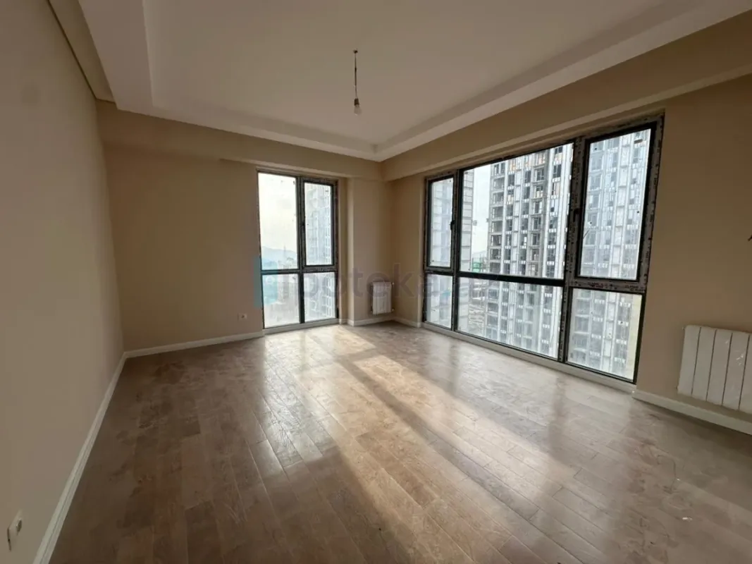 Satılır 2 otaqlı yeni tikili 63.99 m²