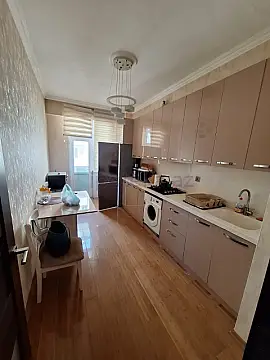 Satılır 3 otaqlı yeni tikili 88 m²