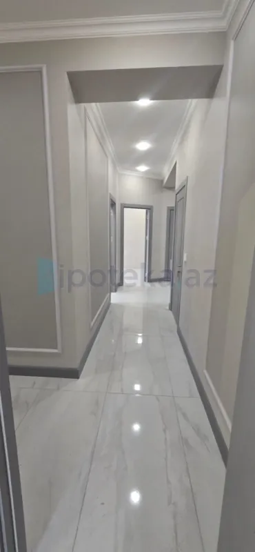 Satılır 3 otaqlı yeni tikili 112 m²