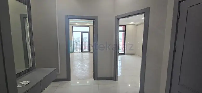 Satılır 3 otaqlı yeni tikili 112 m²