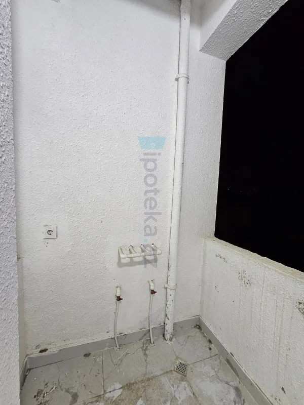 Satılır 2 otaqlı yeni tikili 50 m²