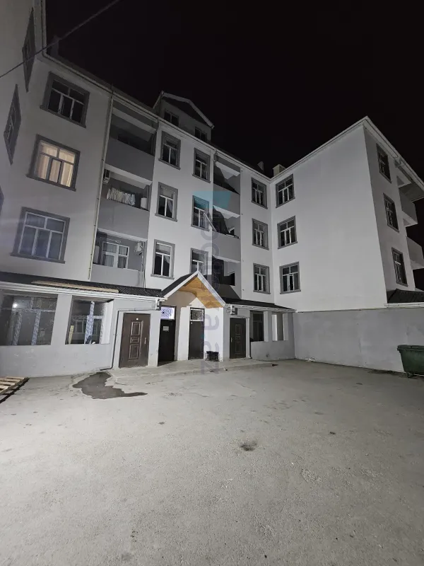 Satılır 2 otaqlı yeni tikili 50 m²