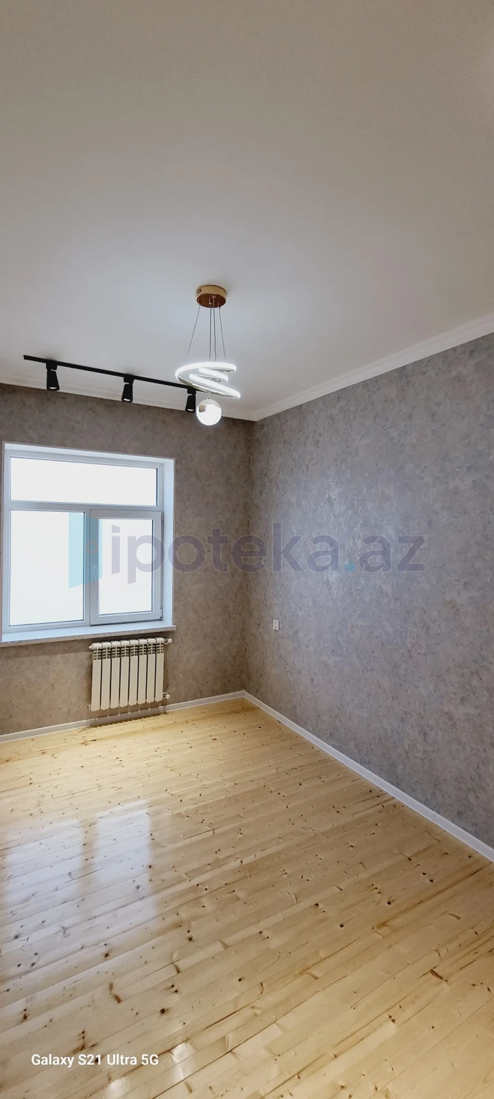 Satılır 5 otaqlı həyət evi 220 m²