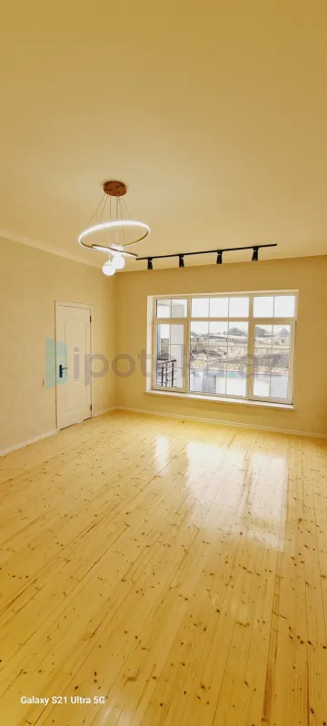 Satılır 5 otaqlı həyət evi 220 m²
