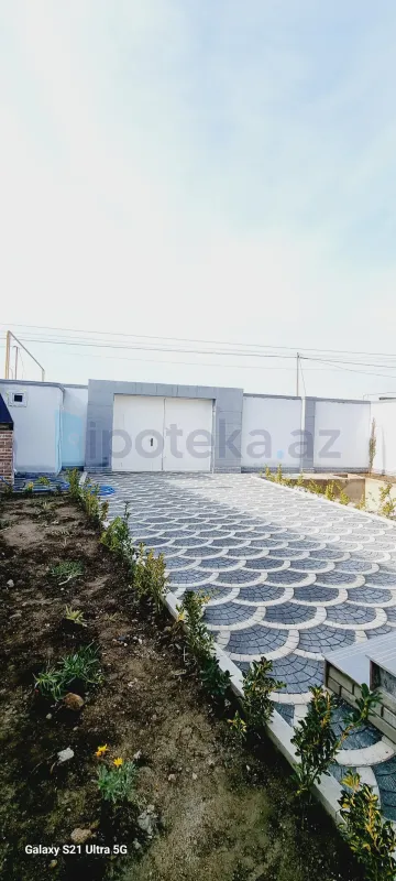 Satılır 5 otaqlı həyət evi 220 m²