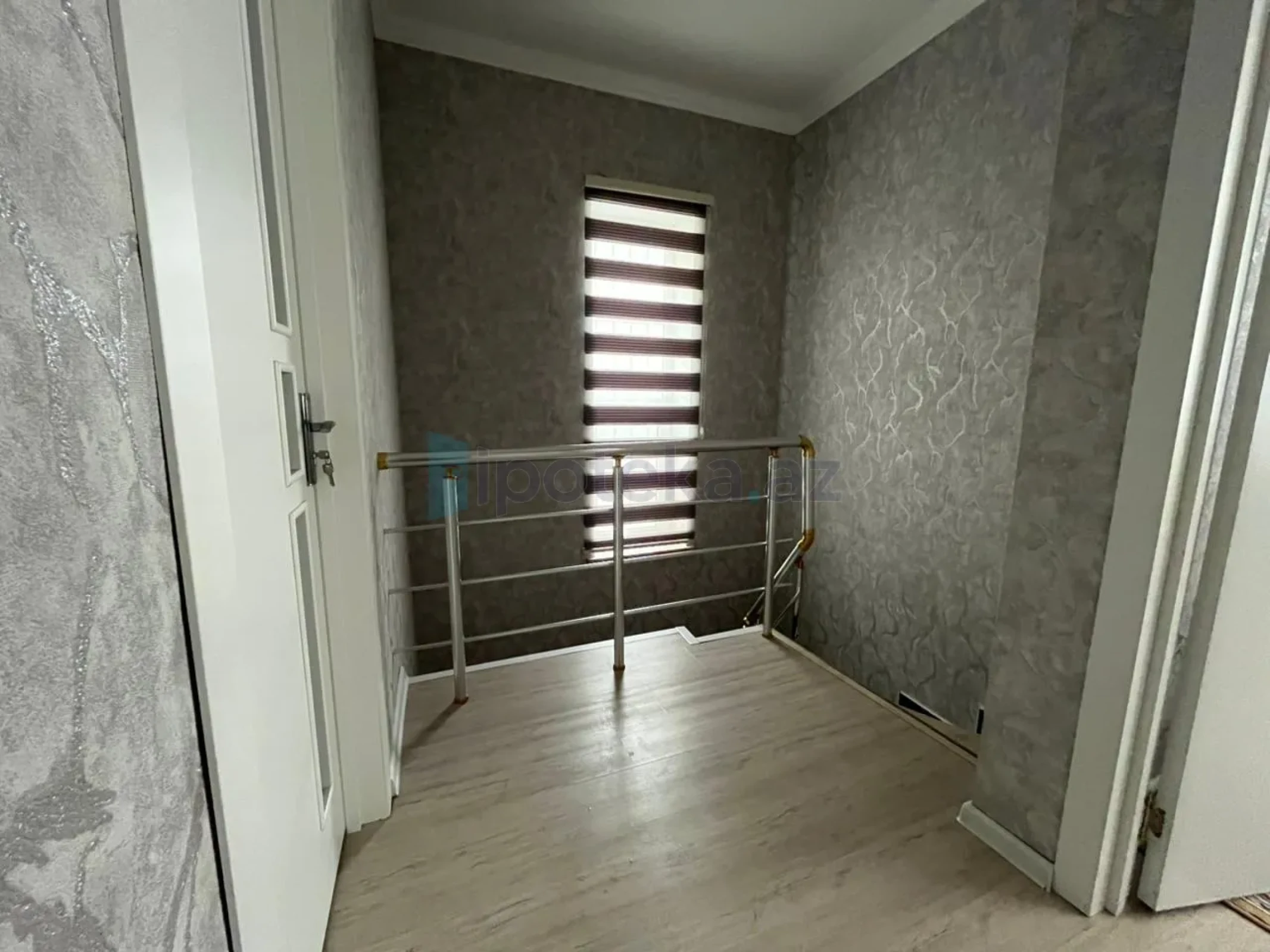 Satılır 4 otaqlı həyət evi 100 m²