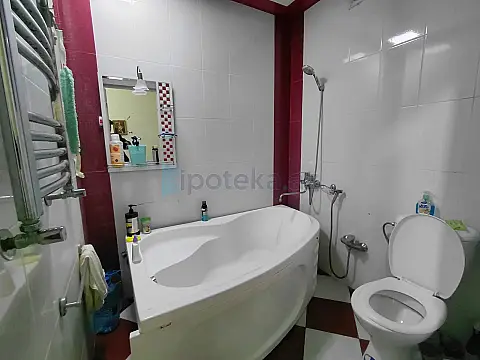 Satılır 2 otaqlı yeni tikili 60 m²