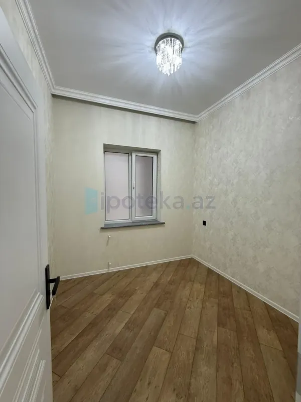Satılır 5 otaqlı həyət evi 180 m²